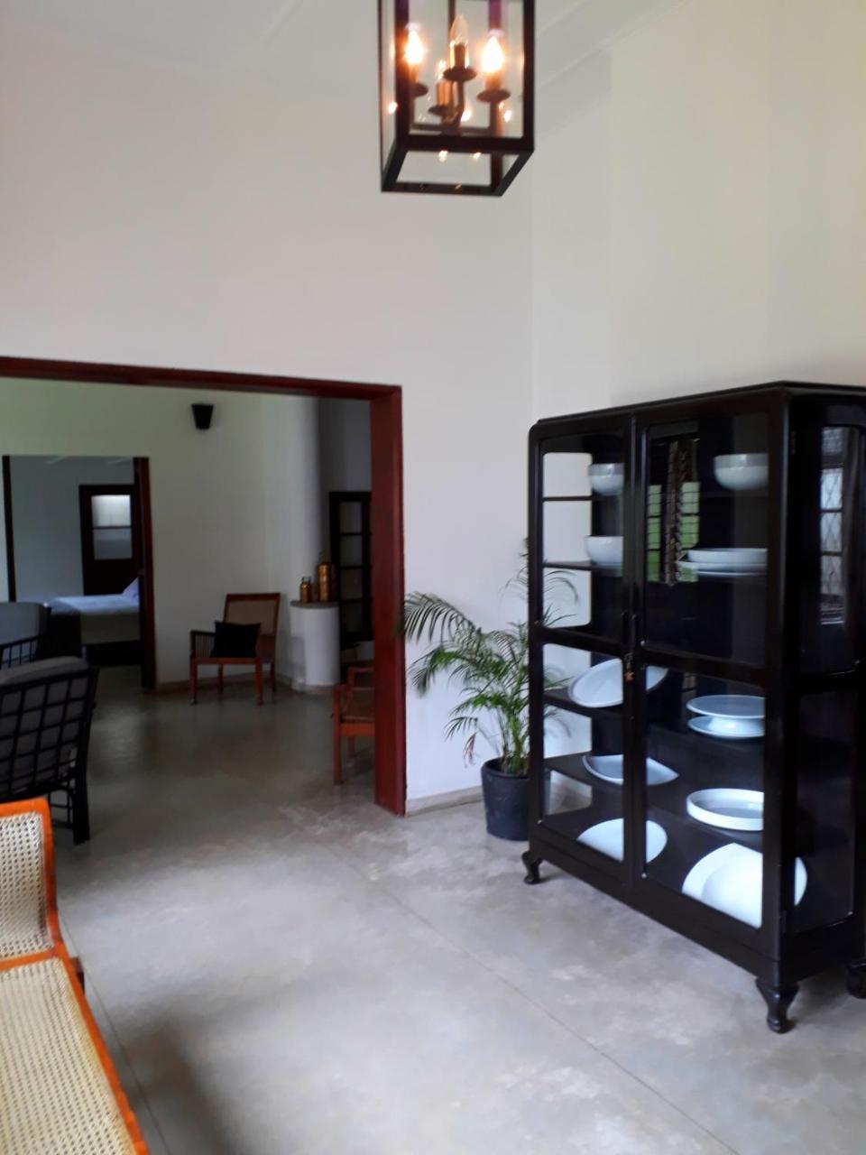 "27" Spathodea- Oasis In The City Colombo Eksteriør bilde